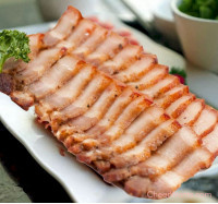 【我的餐桌好料理】秘漬鹹豬肉(300g/包)-安心食材，友善料理